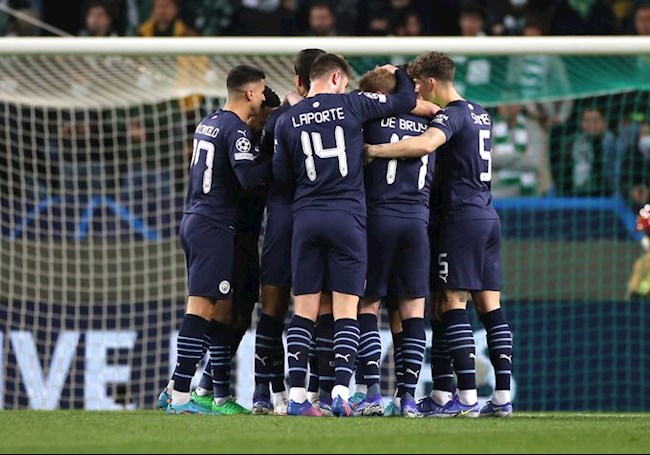 Man City dẫn trước Sporting 4-0 chỉ sau 45 phút đầu tiên