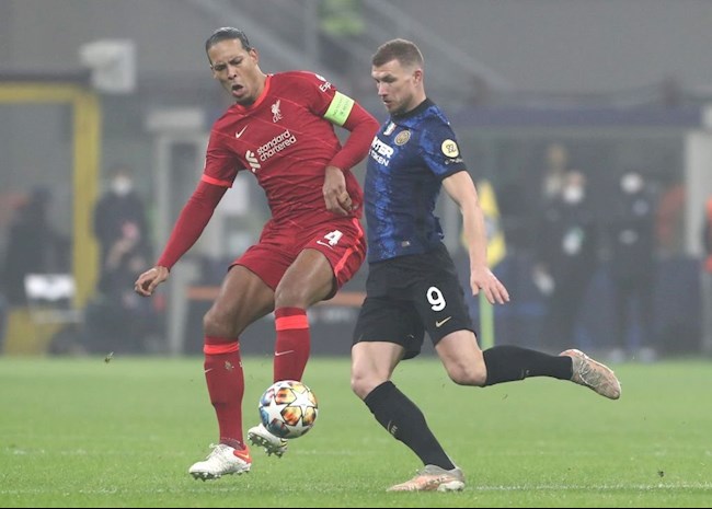 Dzeko Inter vs Liverpool