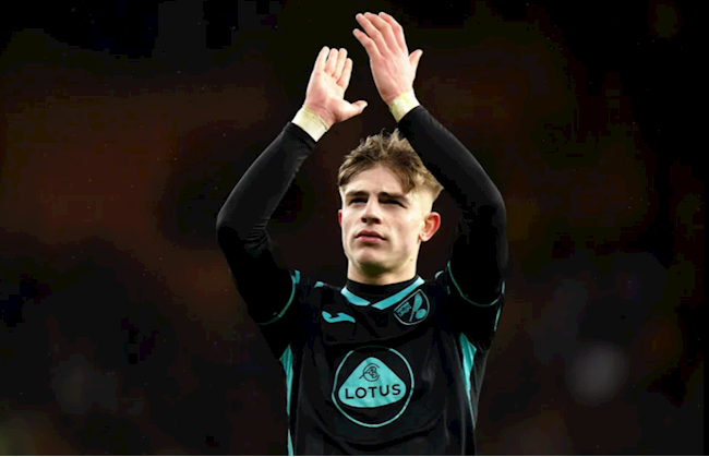 HLV Ralf Rangnick lên tiếng về tương lai Brandon Williams