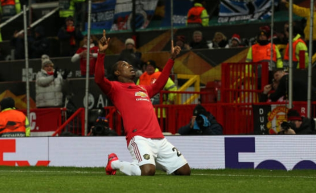 Odion Ighalo trong màu áo MU Odion Ighalo trong màu áo MU
