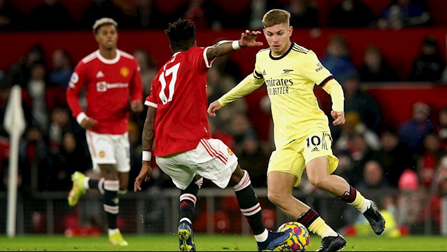 MU và Arsenal cạnh tranh cho vị trí thứ 4 ở NHA