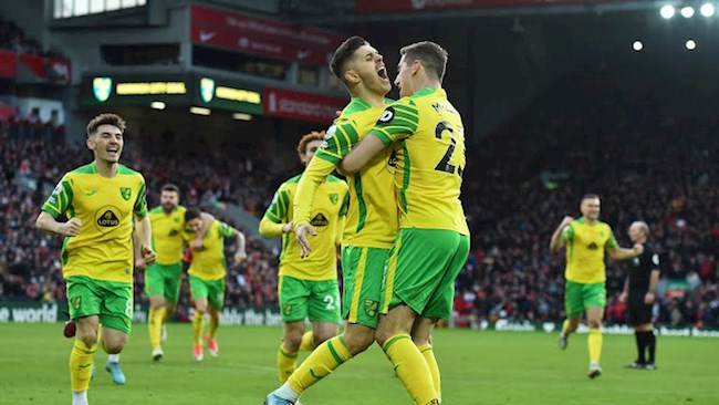 Norwich mở tỷ số trận đấu