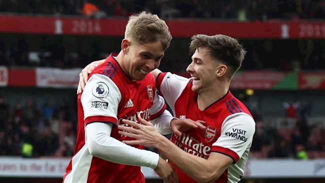 Arsenal thắng Brentford 2-1