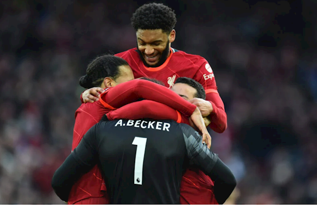 Alisson kiến tạo trước Norwich