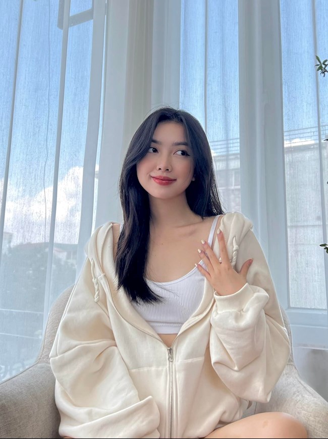 Vợ mới cưới của Đức Chinh