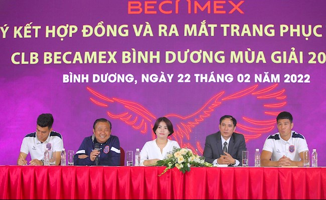 HLV Bình Dương áp lực với mục tiêu tốp 3 V-League 2022 hình ảnh