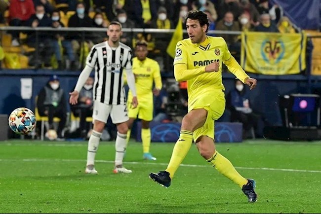 Parejo gỡ hòa cho Villarreal