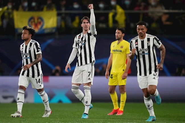 Vlahovic được đánh giá cao hơn Haaland 1