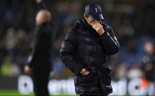 VIDEO: Conte nổi khùng sau trận thua Burnley