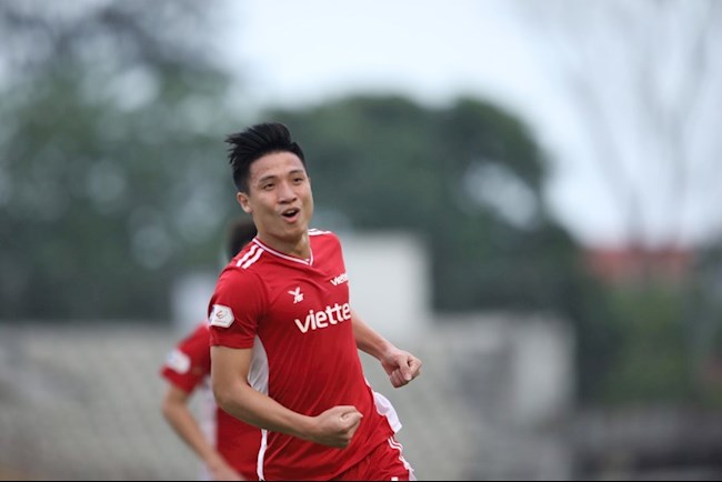 'Lá chắn thép' ĐT Việt Nam báo tin vui cho HLV Park Hang Seo