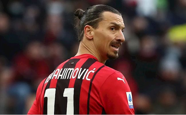 Ibrahimovic khẳng định chỉ rời Milan sau khi giành danh hiệu