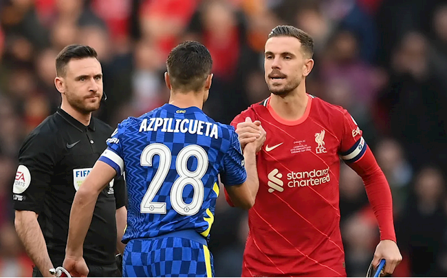 Video: Hành động đẹp của Henderson và Milner với các cầu thủ Chelsea