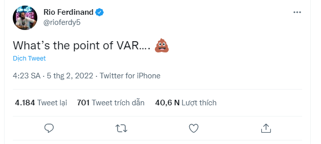 Rio Ferdinand không hài lòng với quyết định của trọng tài