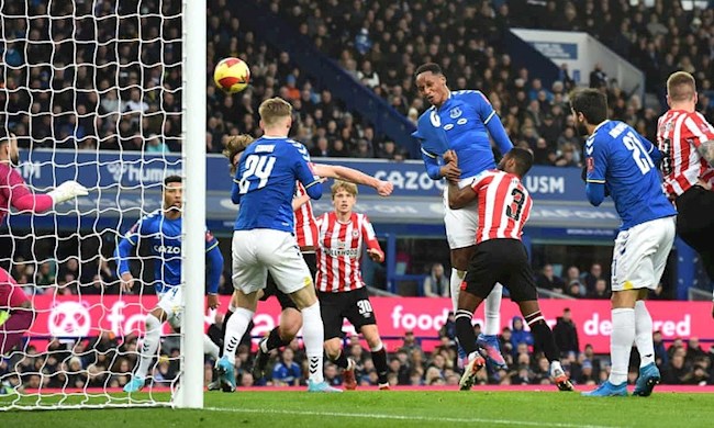 Everton đánh bại Brentford 4-1 trong ngày Frank Lampard ra mắt