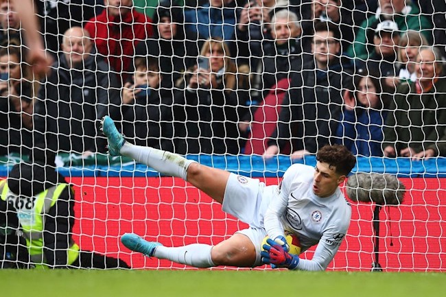 Tuyệt chiêu của Kepa khi bắt penalty