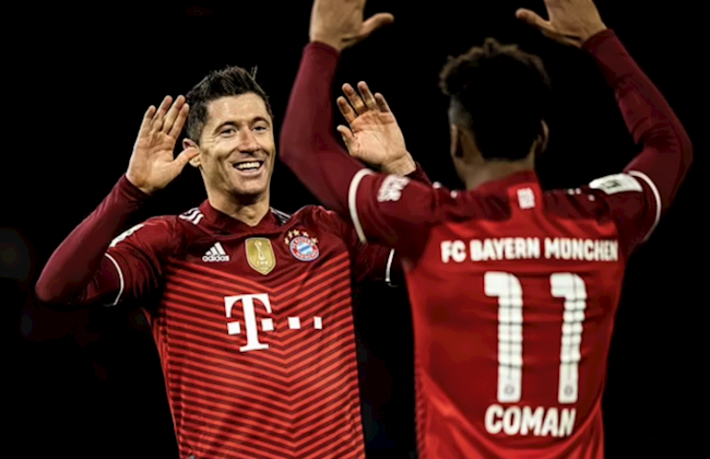 Lewandowski mừng bàn thứ 24 ở Bundesliga mùa này, trước Leipzig ở vòng 21 Bundesliga tối 5/2