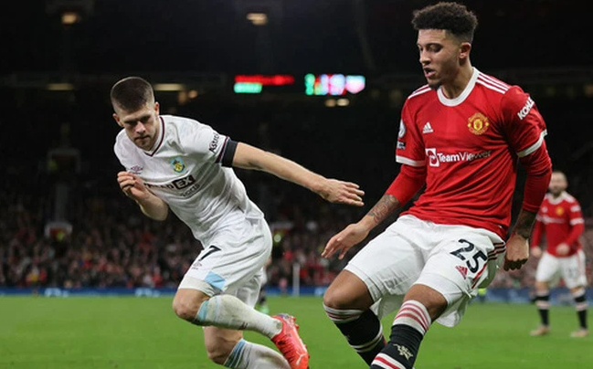 Owen dự đoán kết quả trận Burnley vs MU