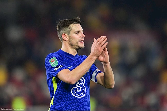 Cesar Azpilicueta lên tiếng về tin đồn khoác áo Barca