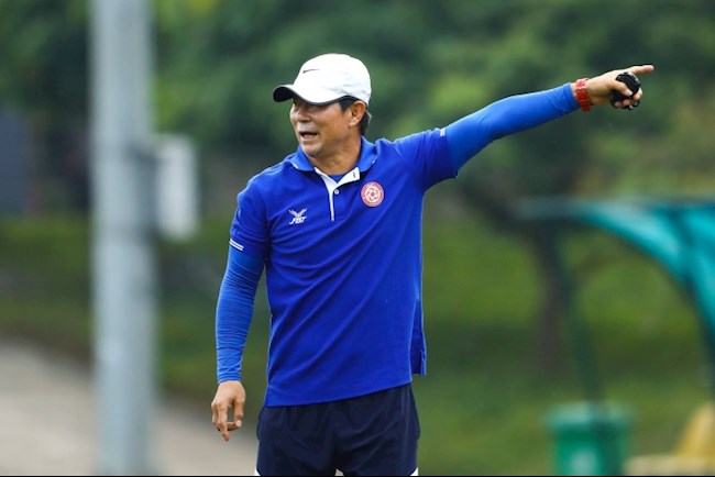 HLV thể lực Bae Jiwon gia nhập Viettel FC và giúp đội bóng có những cải thiện tích cực về thể chất