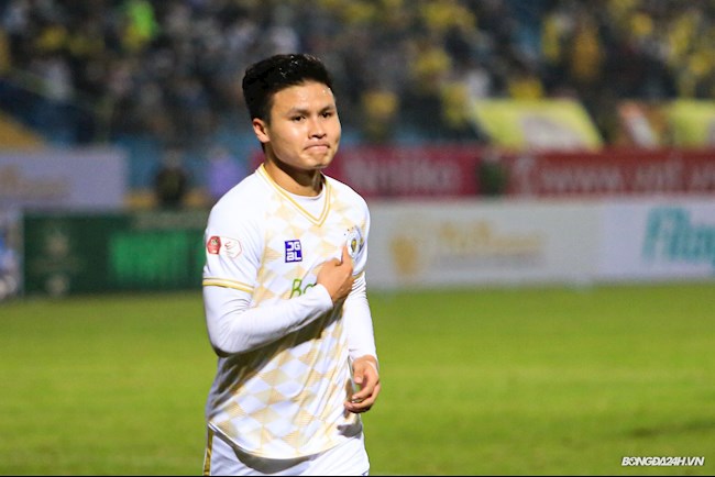 Quang Hải ghi bàn cho Hà Nội FC