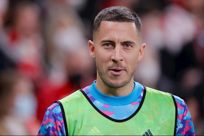 Arsenal hỏi mượn Hazard