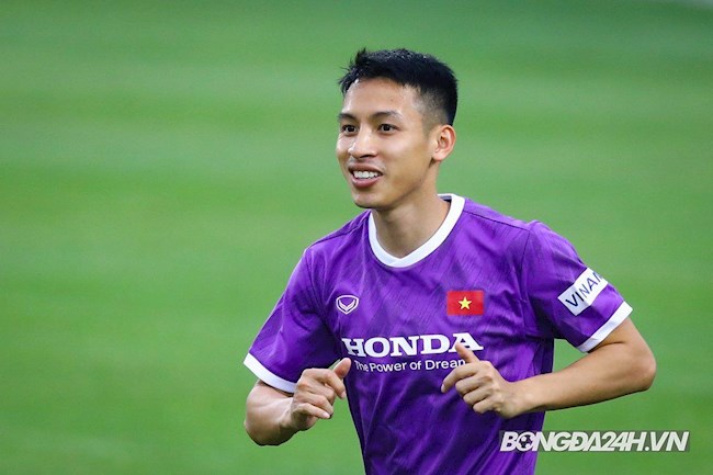 Hùng Dũng nói gì khi được trao băng đội trưởng U23 Việt Nam 1