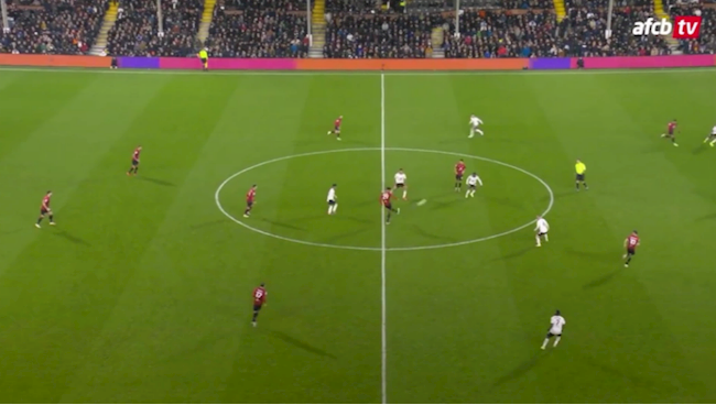 Real Madrid sao chép chiến thuật của Bournemouth