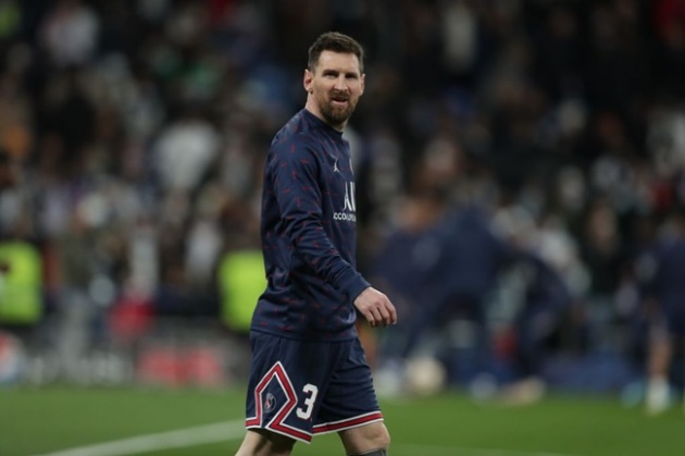 Ronaldinho lên tiếng vụ Messi bị CĐV PSG la ó