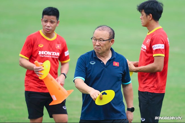 HLV Park Hang Seo sẽ dùng đội hình nào để đấu ĐT Oman?