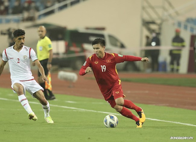 Điểm nhấn ĐT Việt Nam 0-1 Oman: Điểm sáng Quang Hải