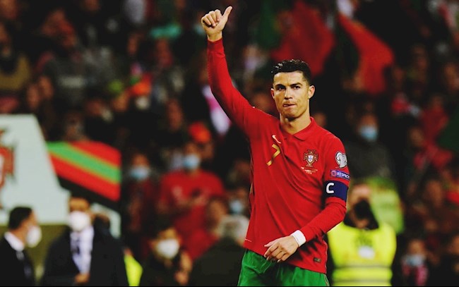 Cristiano Ronaldo: Trung tâm của sự chú ý trong chiến thắng của Bồ Đào Nha