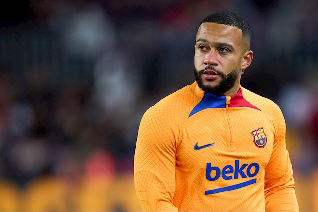 Tottenham hỏi mua Memphis Depay