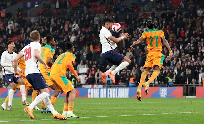 Anh dễ dàng có được chiến thắng trước Bờ Biển Ngà Anh dễ dàng có được chiến thắng trước Bờ Biển Ngà