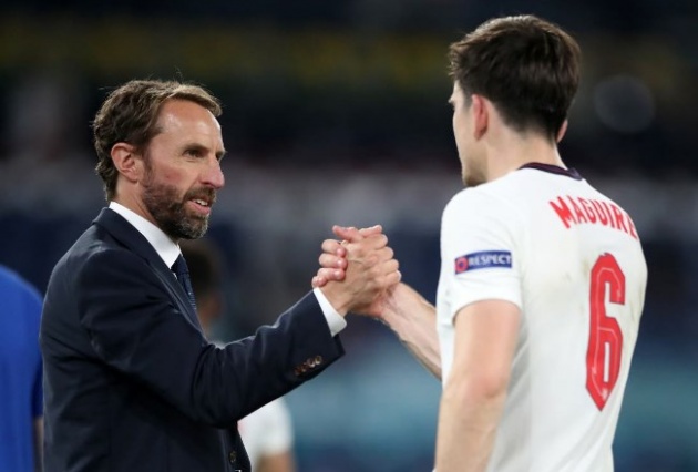 Roy Keane lên tiếng vụ HLV tuyển Anh bênh vực Harry Maguire