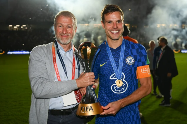 3 cầu thủ lo ngại về tương lai khi Roman Abramovich bán Chelsea