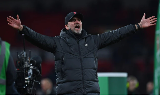 Roy Keane cảnh báo Klopp về tham vọng ăn 4 của Liverpool