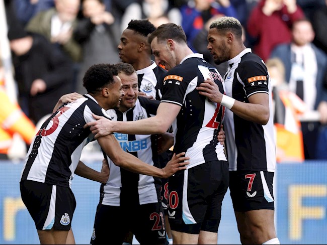Newcastle đang sở hữu chuỗi bất bại dài nhất ở Premier League