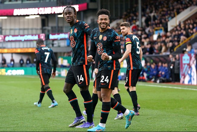 Chelsea đánh bại Burnley 4-0