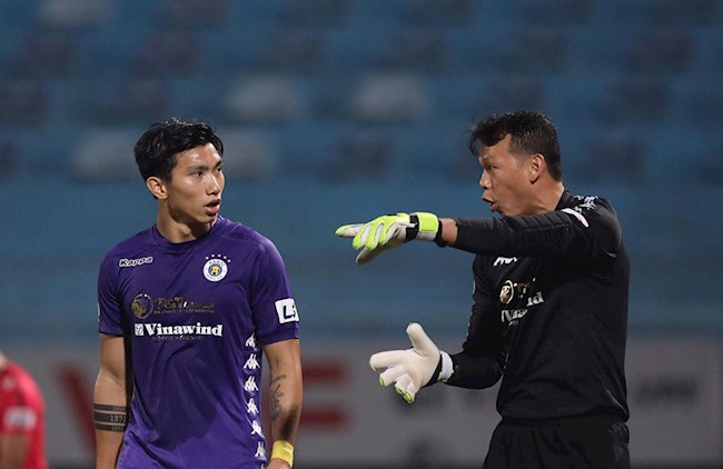 Hé lộ ngày Văn Hậu trở lại sân cỏ