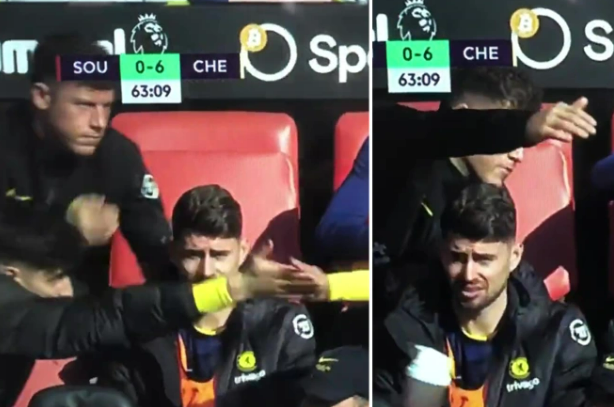 Thiago Silva khiến Ross Barkley và Hakim Ziyech bẽ mặt