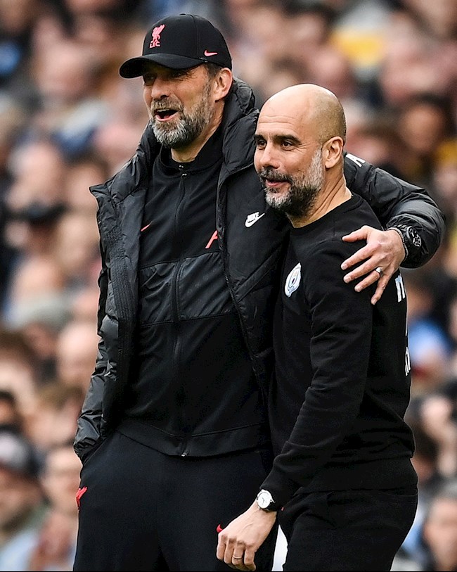 Klopp cũng hồ hởi đáp lại tình cảm từ người đồng nghiệp bên kia chiến tuyến