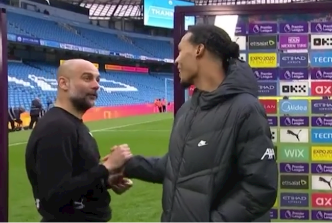 Pep nắm tay Virgil van Dijk