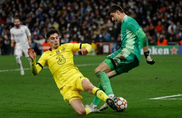 Thibaut Courtois và pha xử lý đỉnh cao trước Kai Havertz