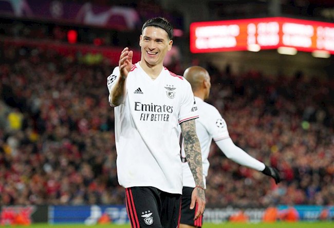 Điểm tin bóng đá sáng 15/4: MU có sát thủ Darwin Nunez nhờ Cavani