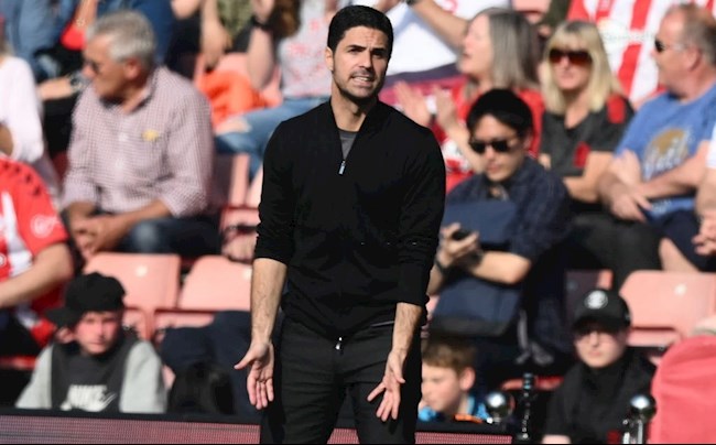Thua trắng Southampton, Arteta ca thán về hàng công Arsenal