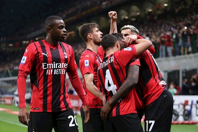 AC Milan sắp thoát cảnh con nhà nghèo hình ảnh