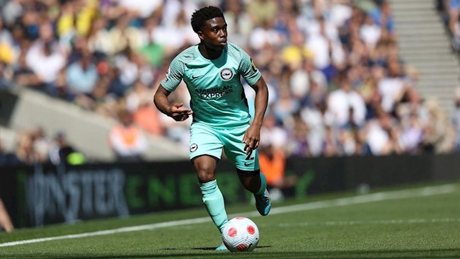 MU đàm phán mua Lamptey