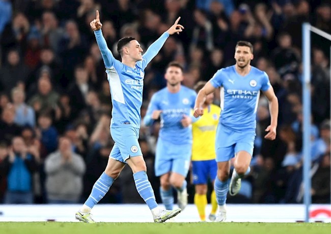 Foden ấn định chiến thắng 2-0 cho Man City