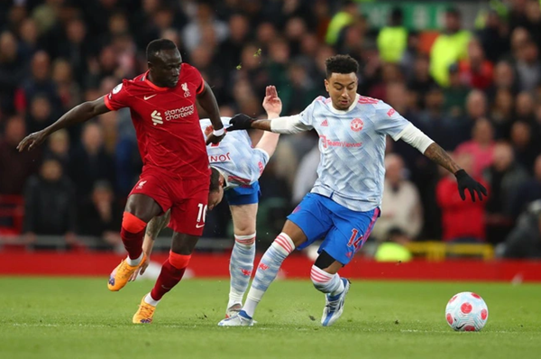 Sau Bruno, đến lượt Jesse Lingard lên tiếng xin lỗi