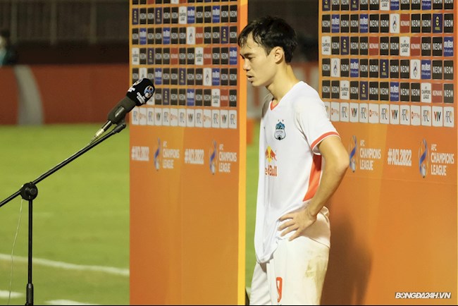 Văn Toàn nói gì sau màn trình diễn đầy cố gắng trước Jeonbuk Hyundai?